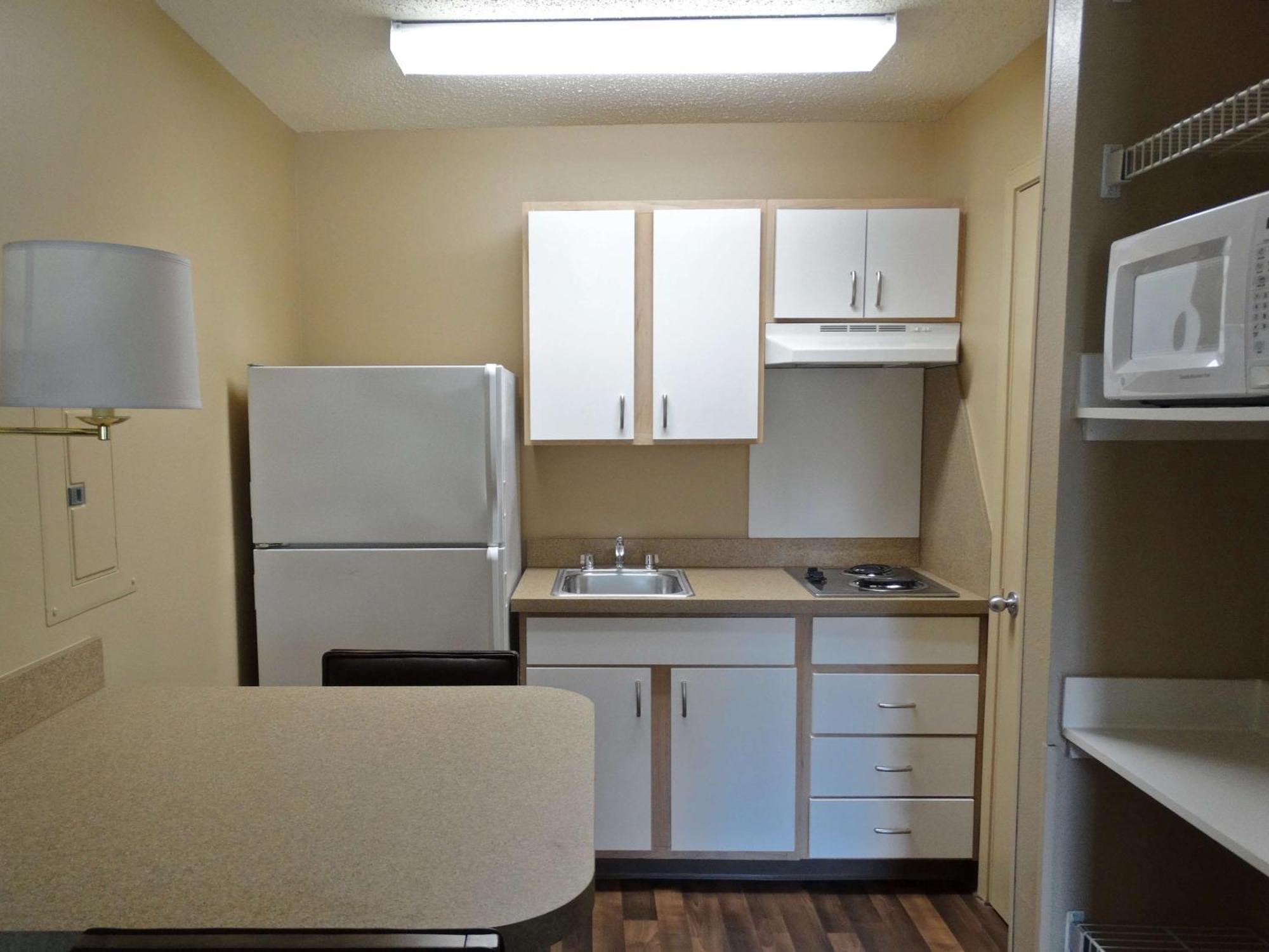 Extended Stay America Suites - San Antonio - Airport Exterior foto
